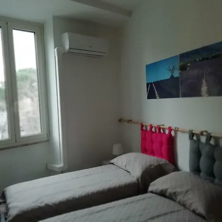 L'acquedotto Felice Гостевой дом *
